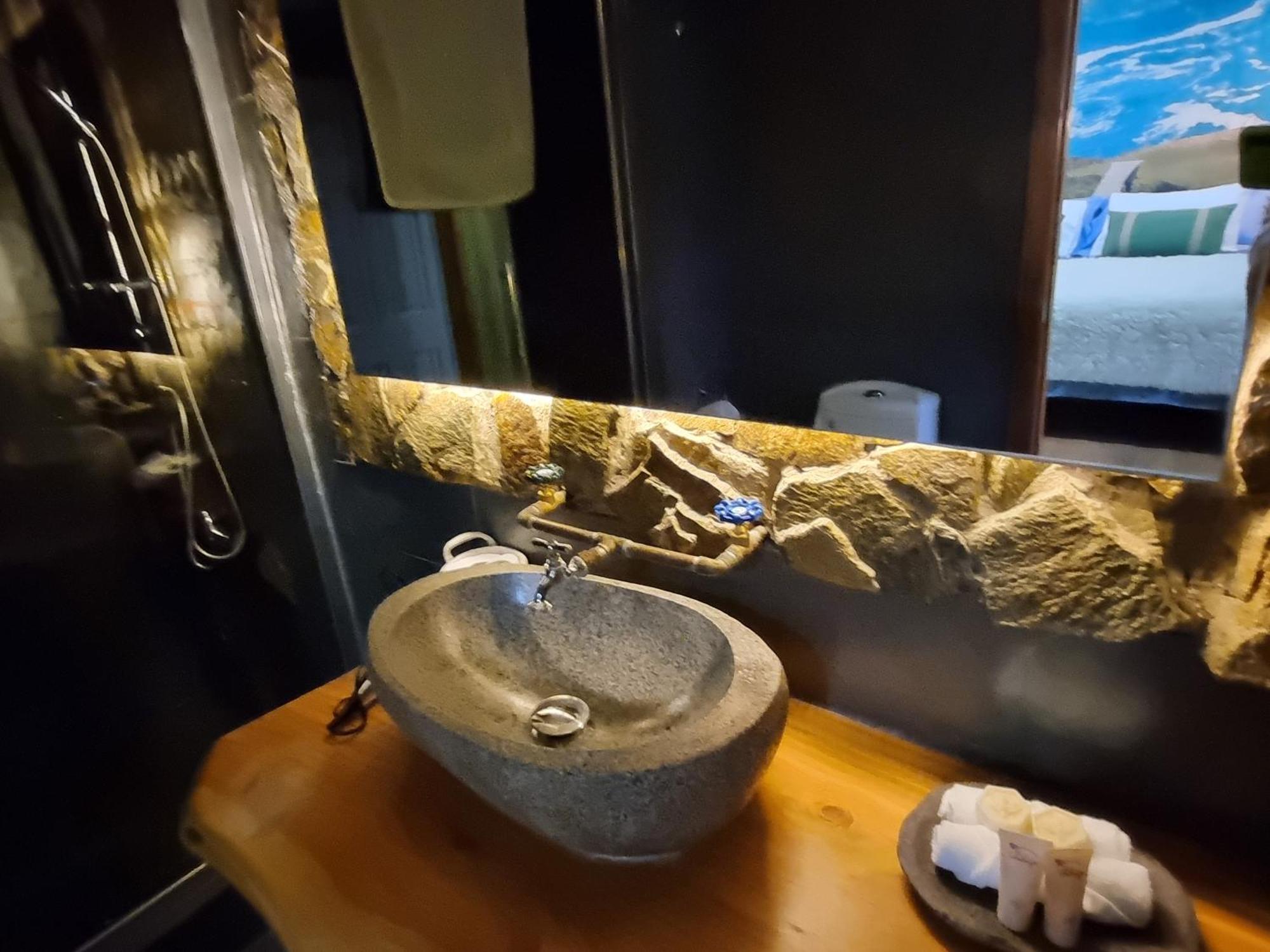 Hotel Boutique Tierra De Islas Chiloe Castro Kültér fotó