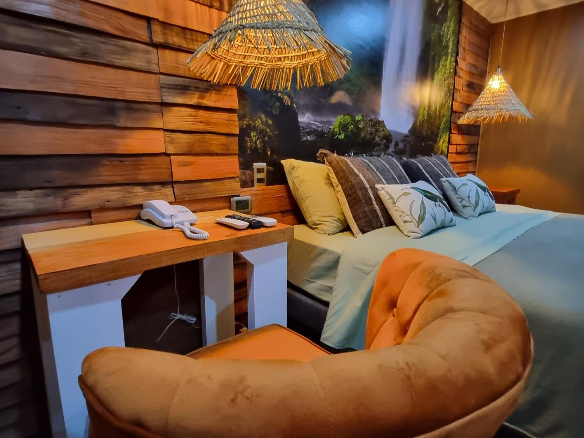 Hotel Boutique Tierra De Islas Chiloe Castro Kültér fotó